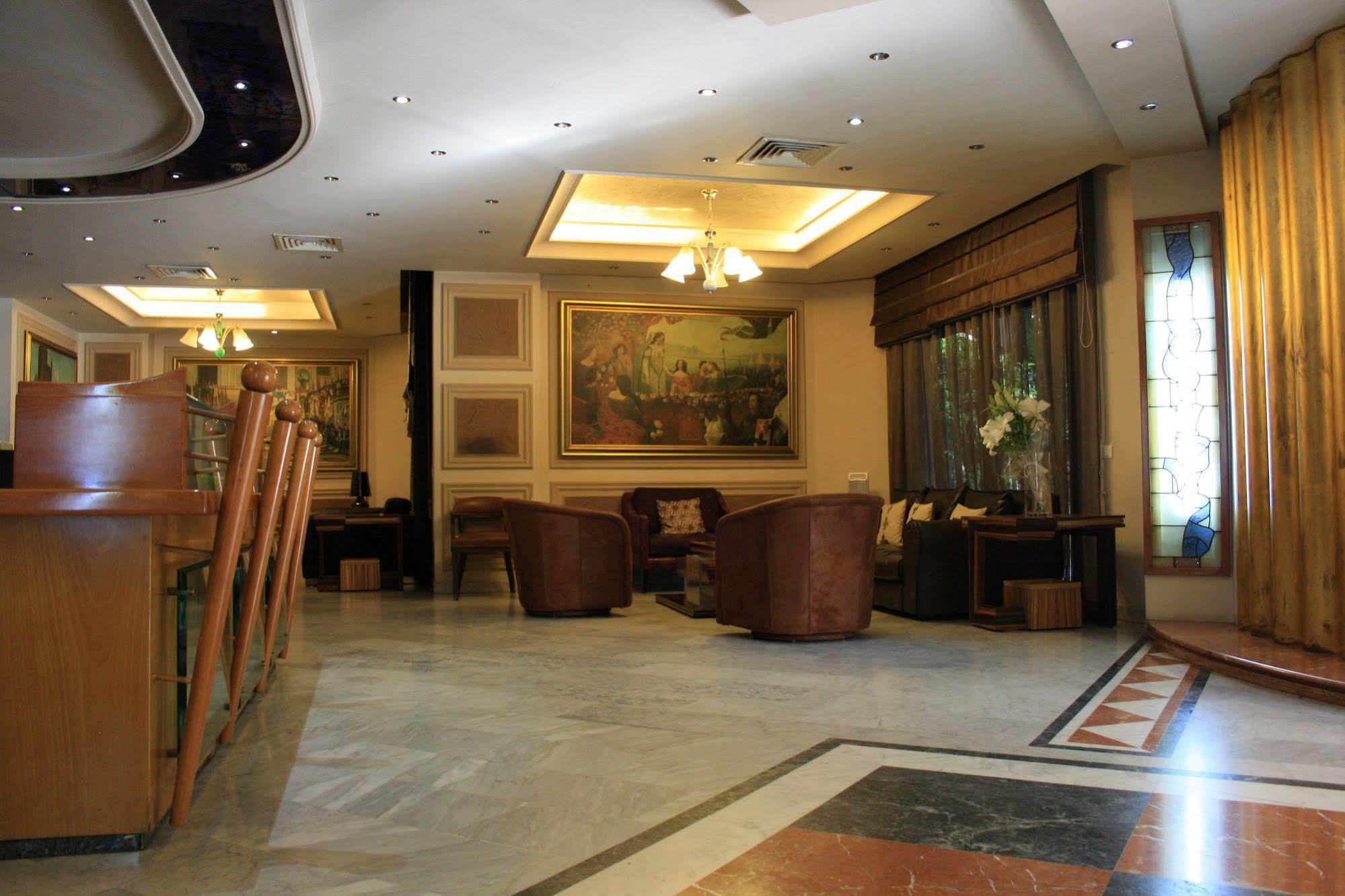Camelot Hotel Džunija Exteriér fotografie